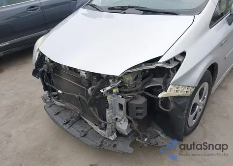 2015 Toyota Prius Three из США, поврежденный, VIN JTDKN3DU3F0441980